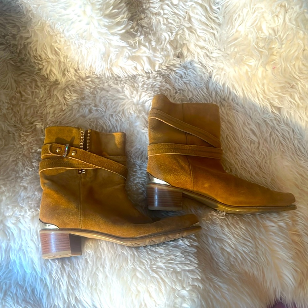 Stuart Weitzman suede booties 9